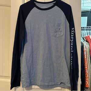 Vineyard Vines 🐳 Raglan Baseball Tee